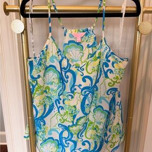 Women's Blue and Green Patterned Top